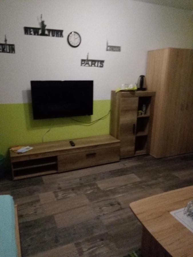 Gaeste Monteurzimmer Haus Suedstadt Solingen Esterno foto