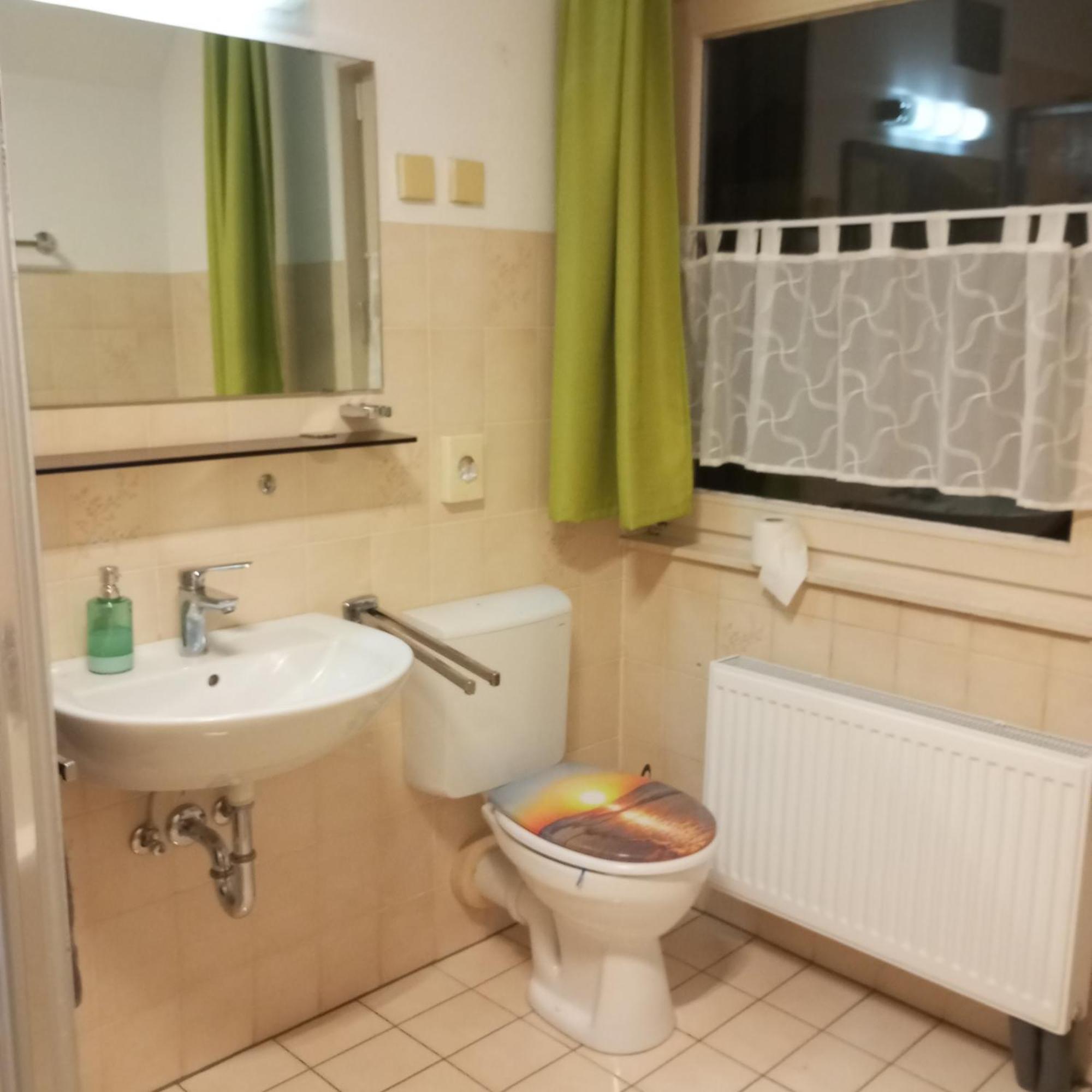 Gaeste Monteurzimmer Haus Suedstadt Solingen Esterno foto